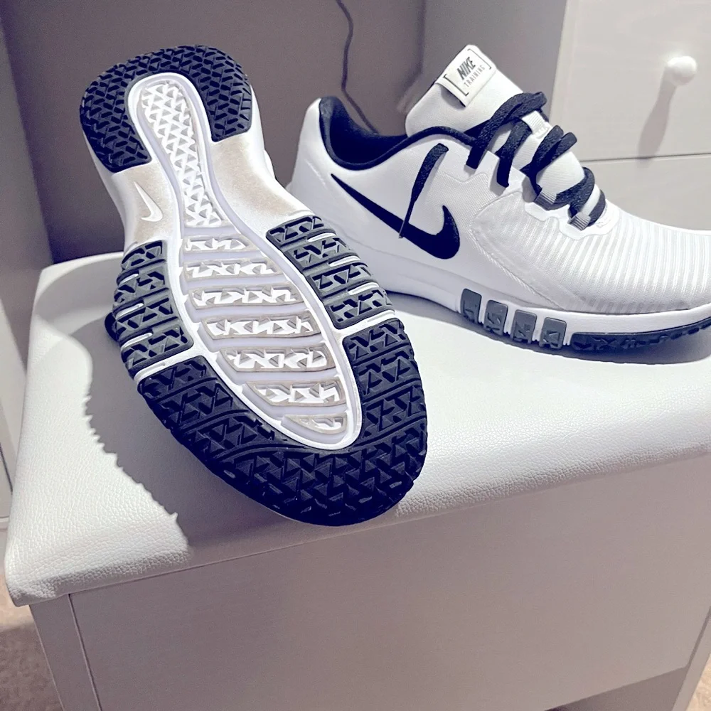 White with Black Nike running shoes - Picture 1 of 7